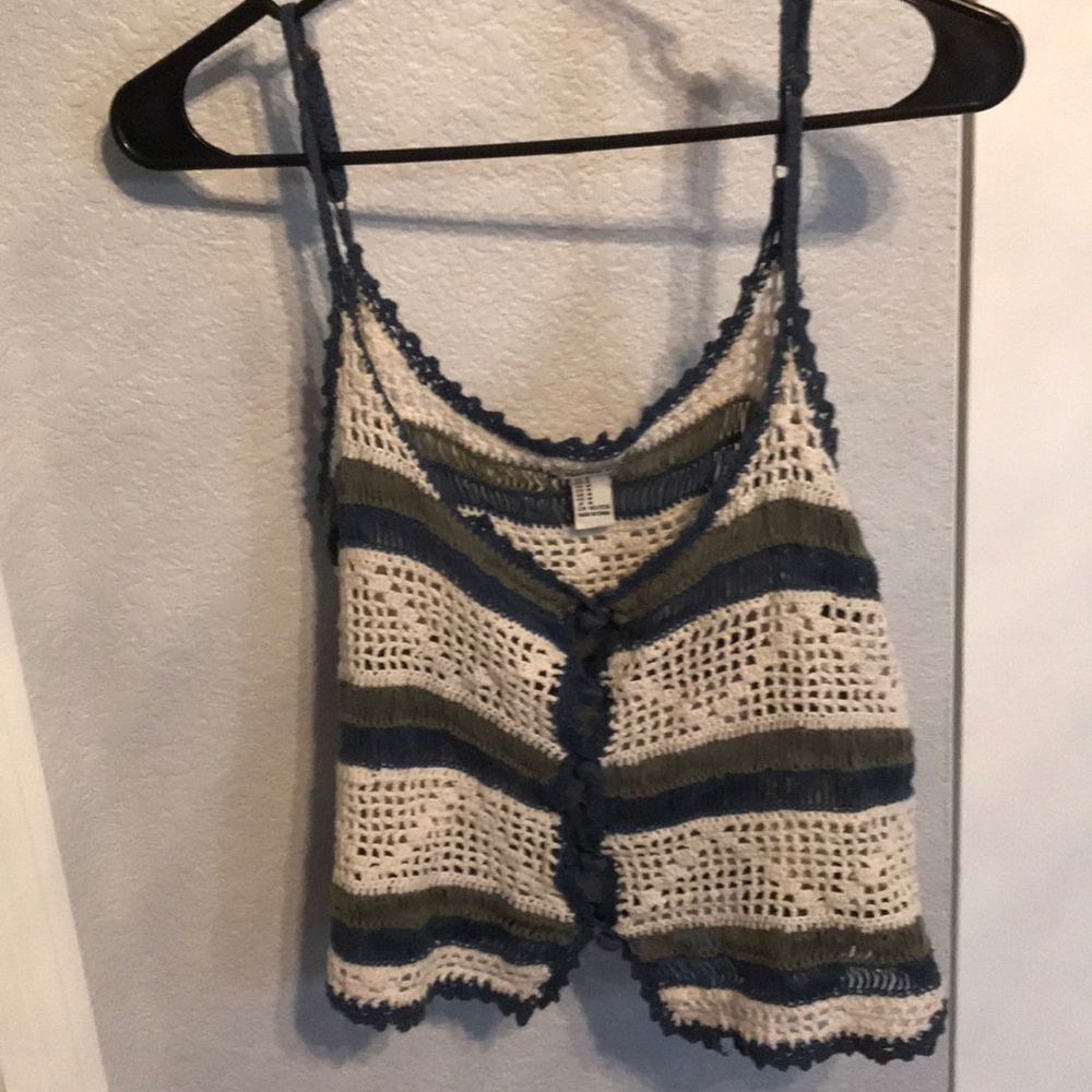 Crop top